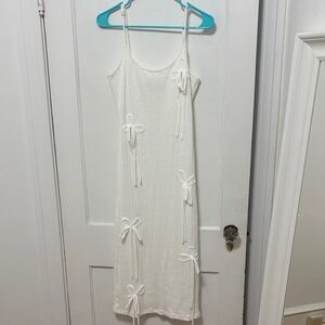Lulu’s White Dress with Bows